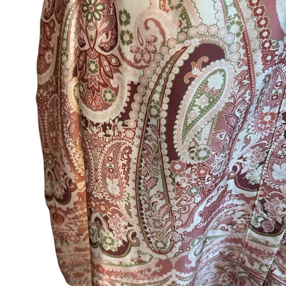 Fate Precious Paisley Satin Dress Mini Puff Sleeves
Cream and Pinks Size L New - Picture 5 of 7